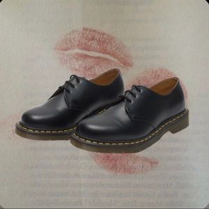 Womens Dr. Martens 1461 Casual Shoe - Black: $100 (fixed price)